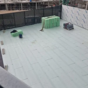 Juntas y encuentros constructivos resueltos sin puentes térmicos en vivienda Passivhaus - Aluzenit